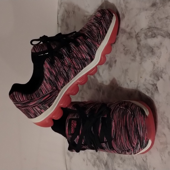 Danskin Now sneakers - Picture 2 of 12